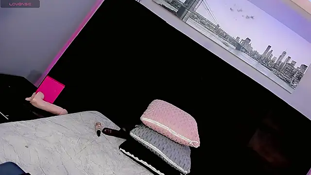 Baby-Isa online show from 03-23-26, 06:02