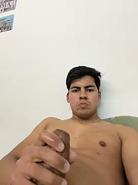 BonnieOctonary online show from 04-16-26, 03:46