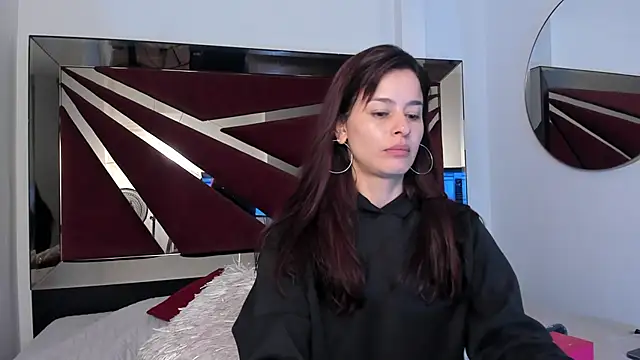 Snapshot of valerieMattson chatting on 10-09-25, 02:28 valerieMattson online show from 10-09-25, 02:28
