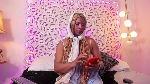 Nessa fox  online show from 10-06-25, 07:36