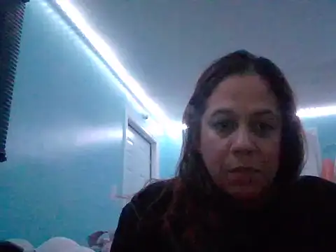 PrettyKittyMia online show from 09-14-25, 12:00