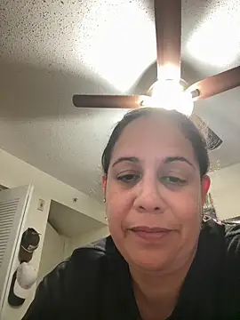 PrettyKittyMia online show from 04-12-26, 02:04