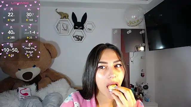 channel-rose1 online show from 11-06-25, 09:57