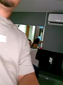 Snapshot of Boylatinn chatting on 10-04-25, 06:42 Boylatinn online show from 10-04-25, 06:42