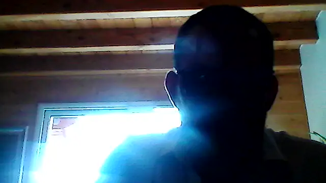 Snapshot of BrunJulienMetis chatting on 04-03-26, 11:38 BrunJulienMetis online show from 04-03-26, 11:38