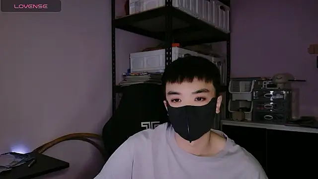 doggyman523 online show from 01-10-26, 04:24