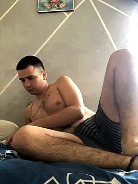 Cesar Augusto online show from 10-20-25, 01:11