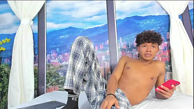 MilthonDelis online show from 09-23-25, 09:49