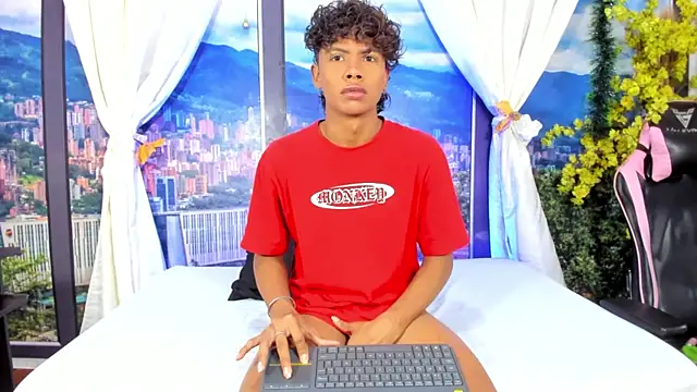 MilthonDelis online show from 12-14-25, 03:02