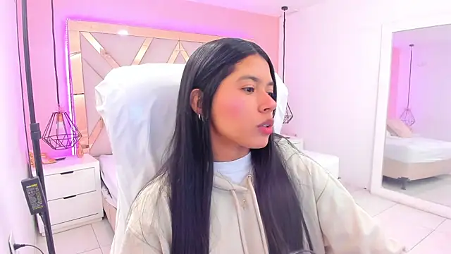 samantaa shy online show from 04-14-26, 03:11