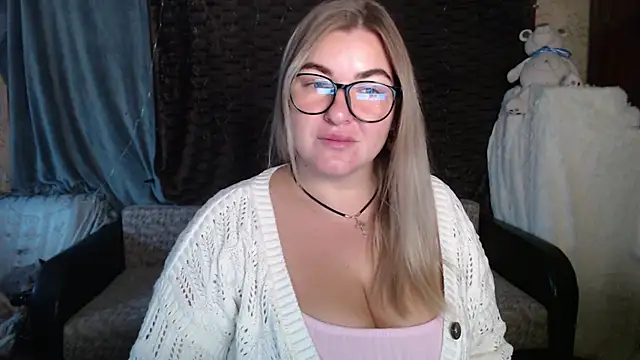 NikaSkylink online show from 10-16-25, 03:48