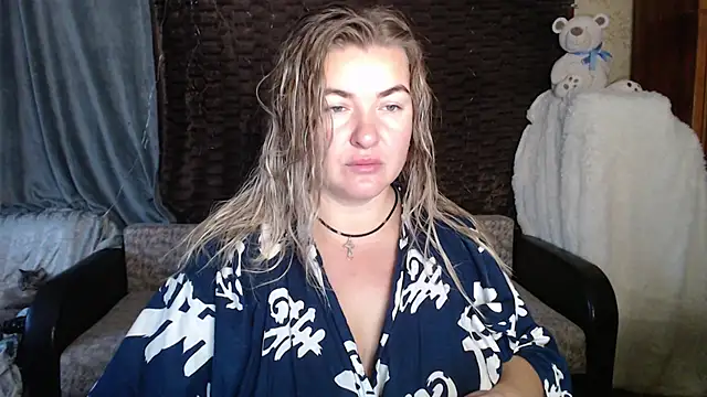 NikaSkylink online show from 10-22-25, 04:01