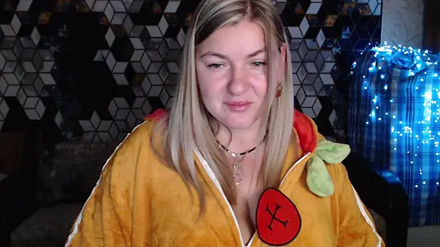 NikaSkylink online show from 12-17-25, 07:52