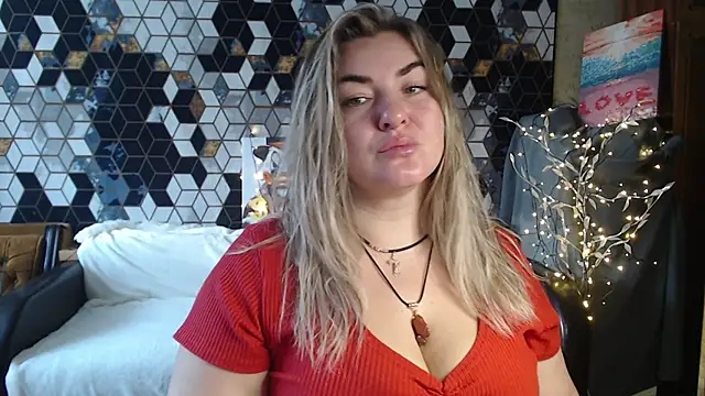 Snapshot of NikaSkylink chatting on 02-24-26, 05:19 NikaSkylink online show from 02-24-26, 05:19