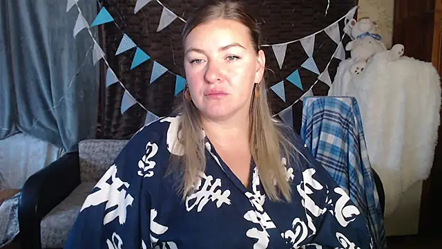NikaSkylink online show from 09-27-25, 03:23
