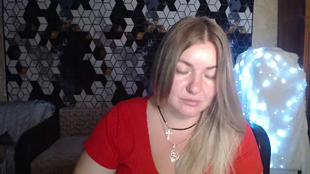 NikaSkylink online show from 11-18-25, 08:12