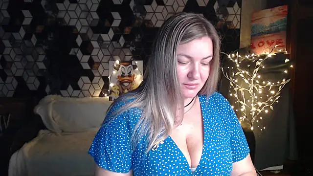 Snapshot of NikaSkylink chatting on 02-20-26, 08:11 NikaSkylink online show from 02-20-26, 08:11