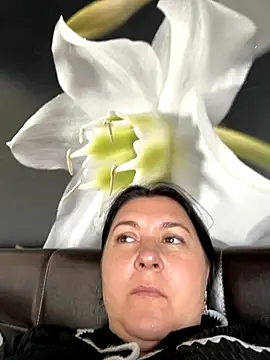 Snapshot of Liza_Will chatting on 10-02-25, 11:57 Liza Will online show from 10-02-25, 11:57