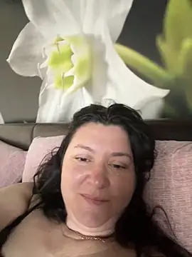 Liza Will online show from 03-30-26, 05:42