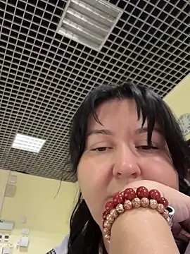 Liza Will online show from 12-14-25, 08:53