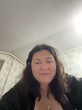 Snapshot of Liza_Will chatting on 10-18-25, 09:39 Liza Will online show from 10-18-25, 09:39