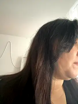 Liza Will online show from 11-17-25, 07:34