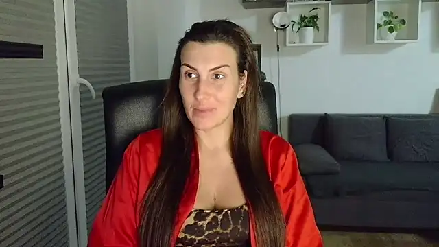 DonnaAmore online show from 10-07-25, 08:10