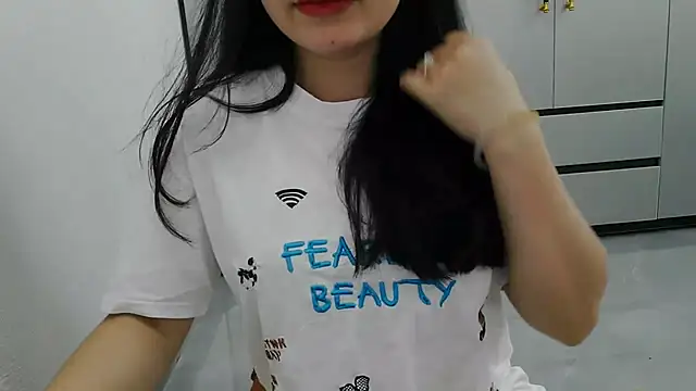 Emachiii online show from 03-29-26, 02:24