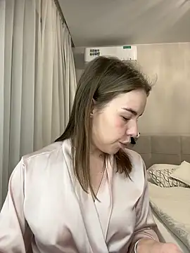 Ashley Roys online show from 02-14-26, 03:56