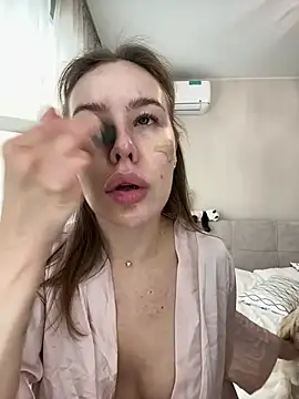 Ashley Roys online show from 03-07-26, 10:10