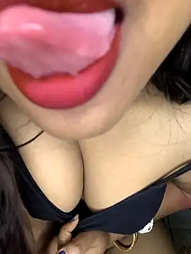 Nightgirl007 online show from 10-22-25, 09:57