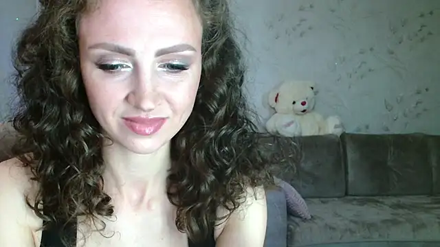 Snapshot of Amber_Carrol chatting on 06-06-26, 06:13 Amber Carrol online show from 06-06-26, 06:13