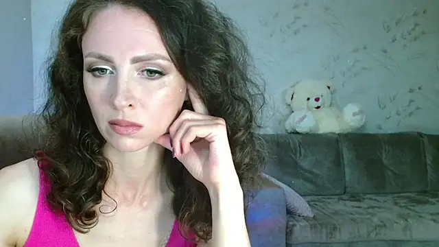 Snapshot of Amber_Carrol chatting on 06-10-26, 06:31 Amber Carrol online show from 06-10-26, 06:31