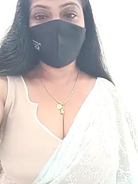 Snapshot of shivani27 chatting on 05-31-26, 08:31 shivani27 online show from 05-31-26, 08:31