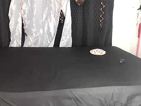 Snapshot of AntonelaMorriz chatting on 10-31-25, 07:16 AntonelaMorriz online show from 10-31-25, 07:16