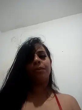 Snapshot of Carolzinha150 chatting on 06-22-26, 03:36 Carolzinha150 online show from 06-22-26, 03:36