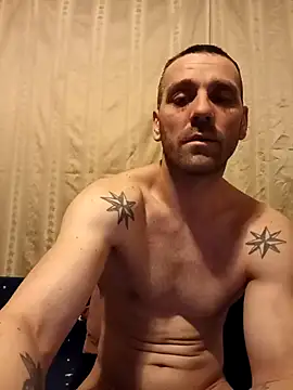 Snapshot of YzabellFabioo chatting on 02-20-26, 10:33 YzabellFabioo online show from 02-20-26, 10:33