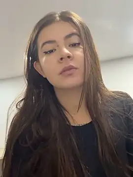 Snapshot of Stepha_babe chatting on 03-30-26, 12:01 Stepha babe online show from 03-30-26, 12:01