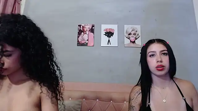 Adut Akech online show from 09-10-25, 02:27