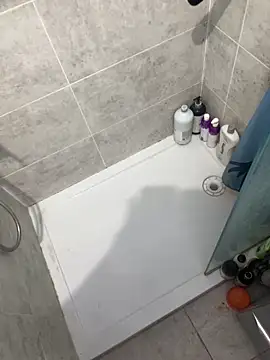 Snapshot of BobKat chatting on 11-15-25, 08:51 BobKat online show from 11-15-25, 08:51