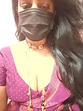 Snapshot of sana-99 chatting on 06-11-26, 02:53 sana-99 online show from 06-11-26, 02:53