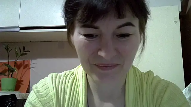 Snapshot of Krystal_82 chatting on 02-13-26, 03:56 Krystal 82 online show from 02-13-26, 03:56