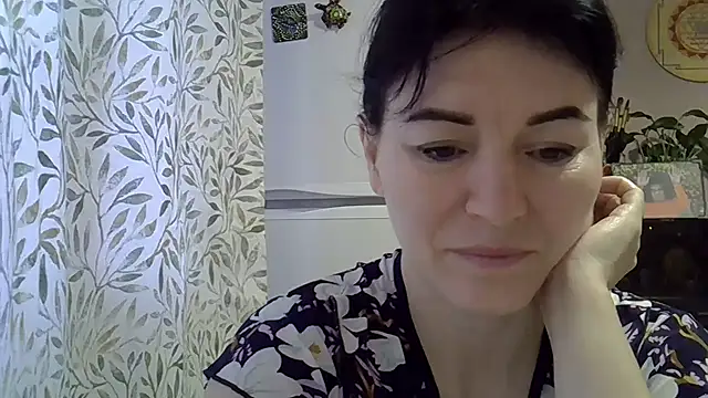 Krystal 82 online show from 12-01-25, 07:53