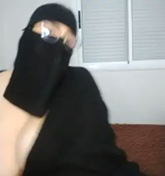 Snapshot of Arabic-loka chatting on 02-09-26, 07:34 Arabic-loka online show from 02-09-26, 07:34