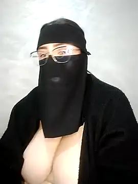 Snapshot of Arabic-loka chatting on 11-18-25, 09:07 Arabic-loka online show from 11-18-25, 09:07