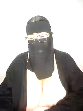 Snapshot of Arabic-loka chatting on 11-17-25, 07:18 Arabic-loka online show from 11-17-25, 07:18