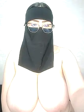 Snapshot of Arabic-loka chatting on 10-01-25, 05:06 Arabic-loka online show from 10-01-25, 05:06