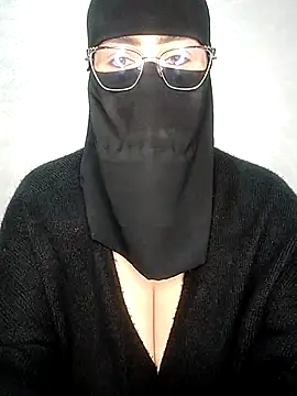 Snapshot of Arabic-loka chatting on 11-10-25, 12:21 Arabic-loka online show from 11-10-25, 12:21