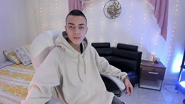 Dereck Boy8 online show from 10-08-25, 08:31