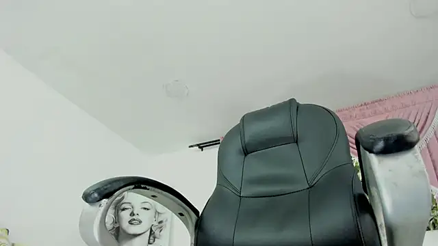 Dereck Boy8 online show from 09-26-25, 08:16